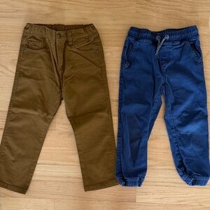 2 pc bundle boys khaki & navy blue cotton chino pants and cargo joggers, size 3T